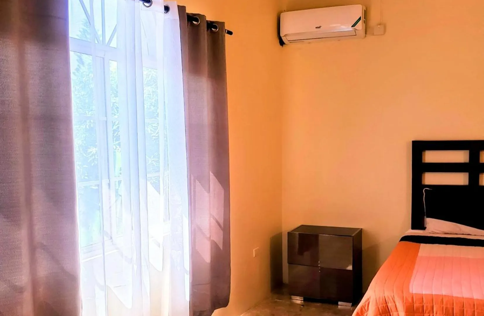 Comfy Apartments Montego Bay Pensionat