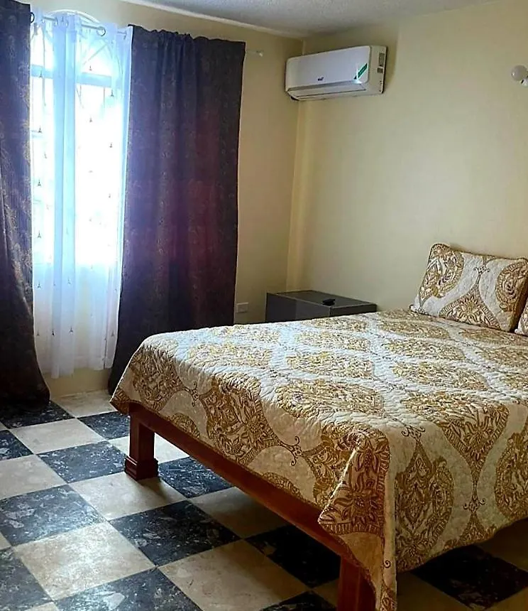 Comfy Apartments Montego Bay